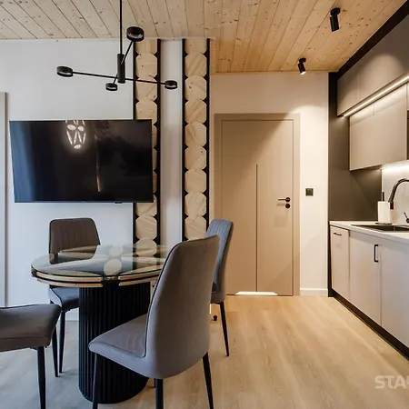 Montis Apartament